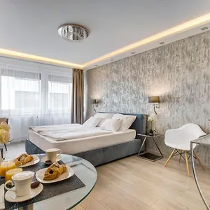 Danube Corso Boutique Apartamento Budapest